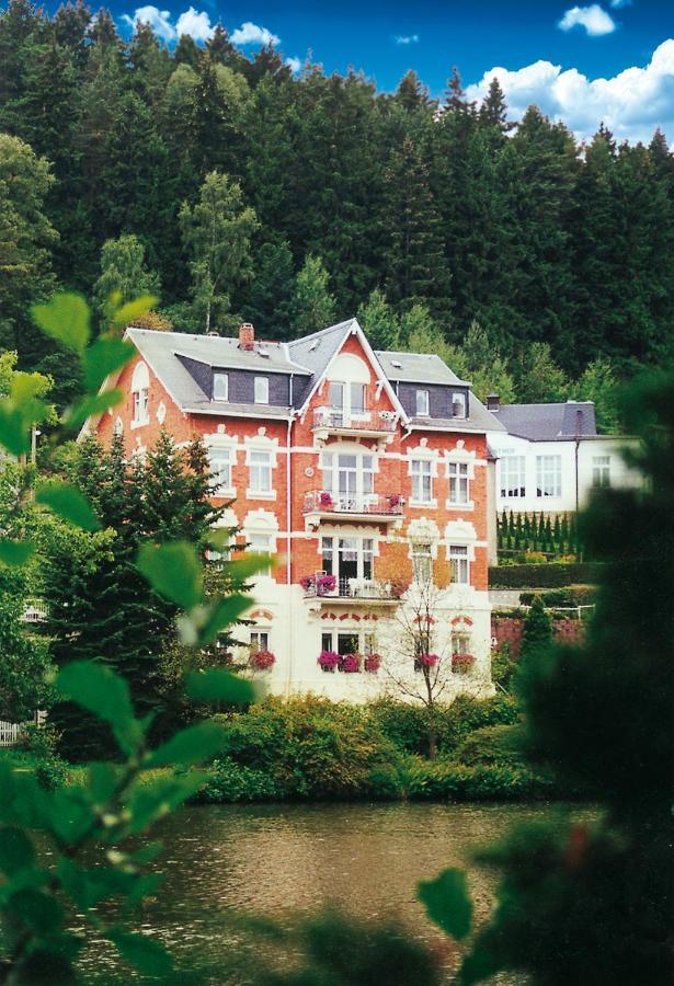 Hotel-Pension Schloss -Miramar Bad Elster Exterior photo